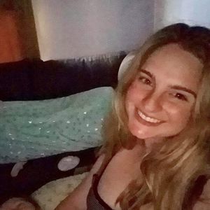 Meet your Posher, Hillary